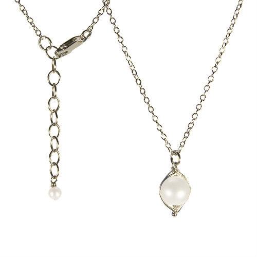 White Herringbone Wrapped Pearl Necklace